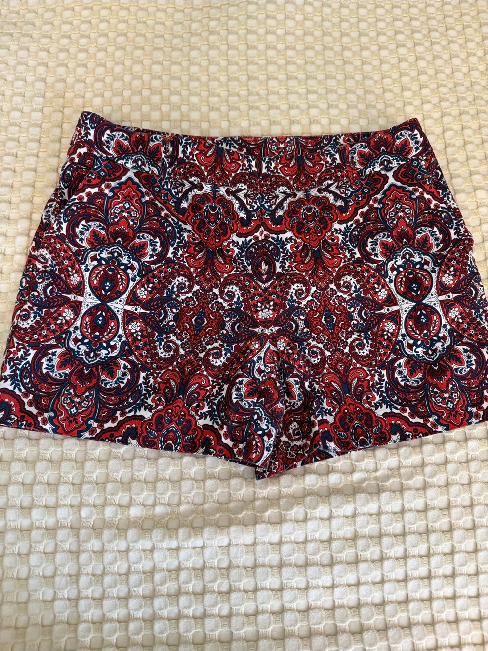 Kenar red/blue shorts sz 4